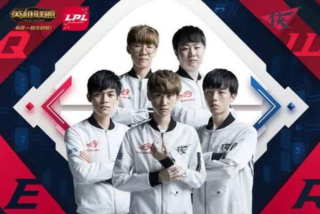 而荷兰队的 而荷兰队的