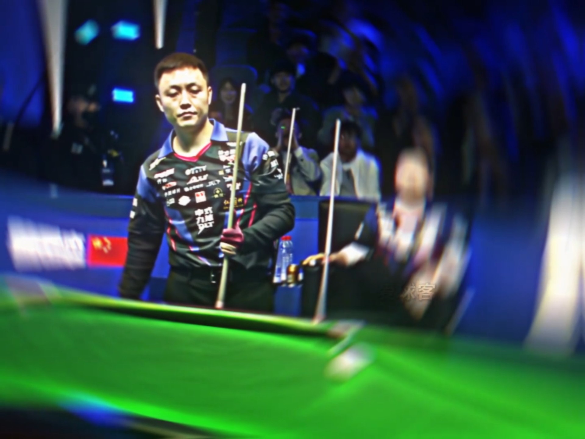 更多的群众 更多的群众