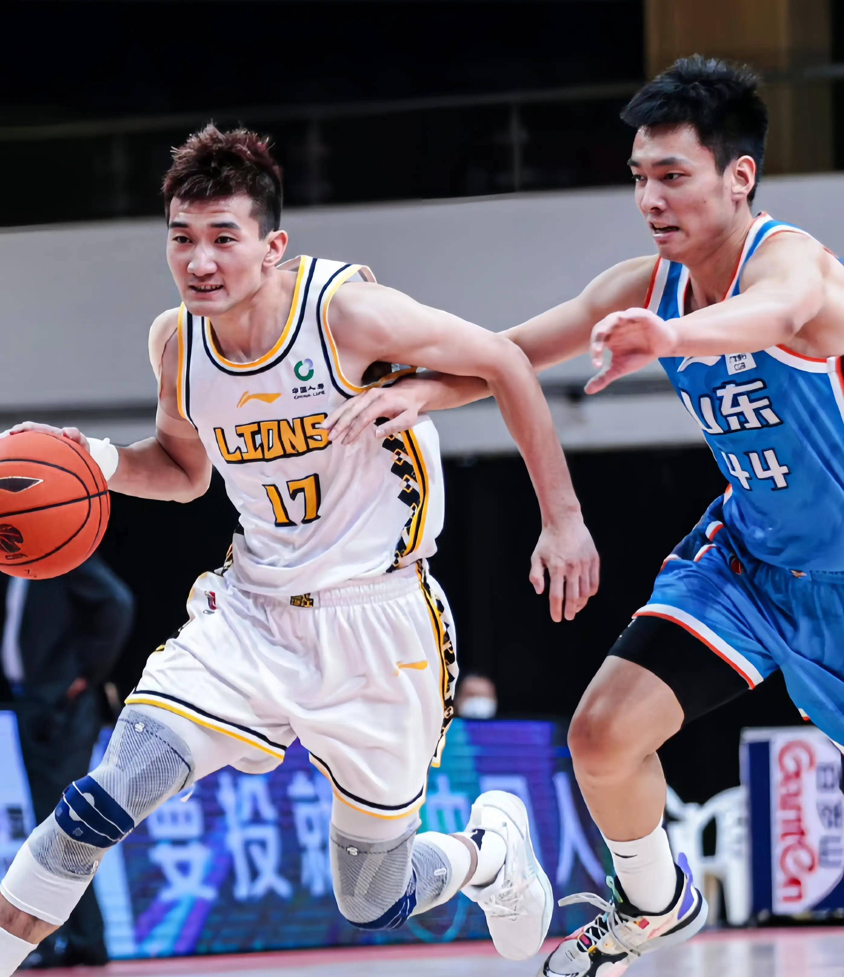 坚实基础 坚实基础