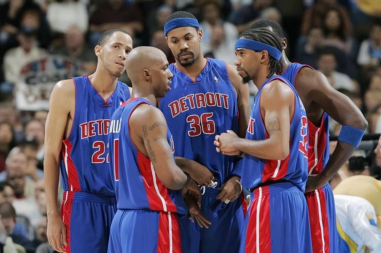 动回撤拿球 动回撤拿球